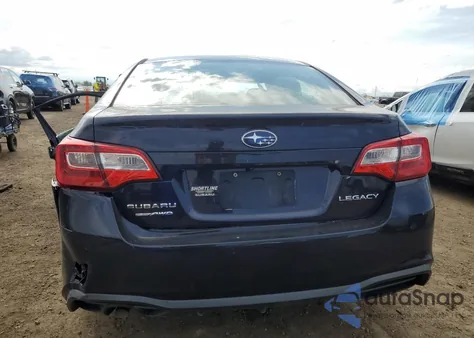2018 Subaru Legacy 2.5I z USA, uszkodzony, nr VIN 4S3BNAA65J3008307